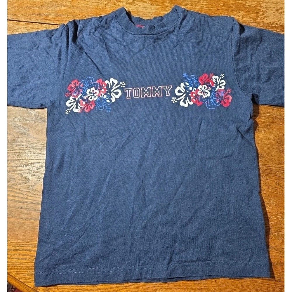 Vintage Tommy Hilfiger T Shirt Size Small Spellout Logo Surf Skate Y2K Hawaiian